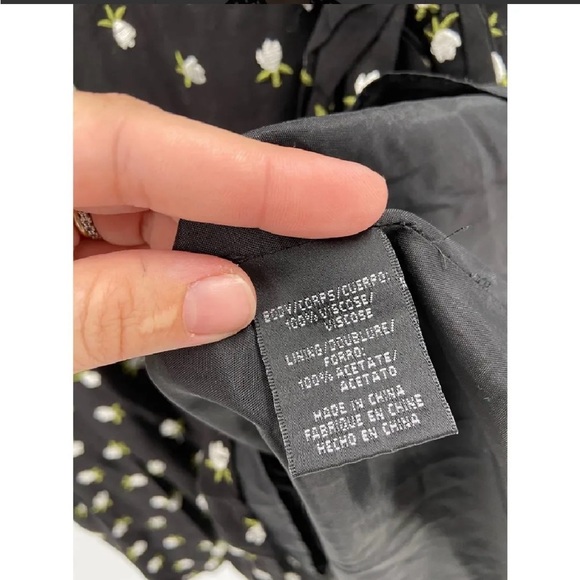 Jill Jill Stuart Embroidered Wrap Dress Black: Off-White/size 8 - Picture 10 of 10